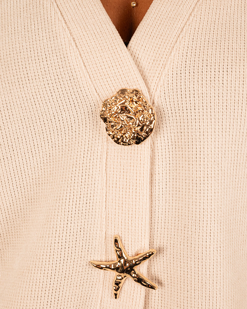 Beige vest broches van Gemma Ricceri