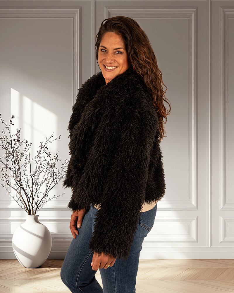 Zwart fluffy jasje van Saison Nandi