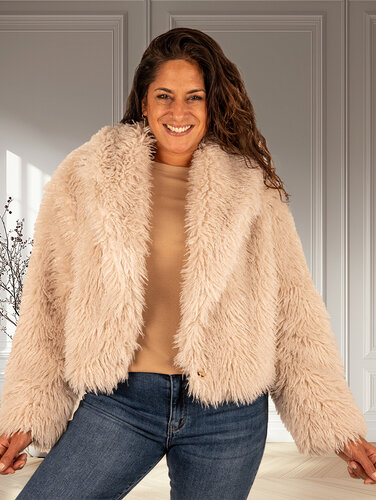 Beige fluffy jasje