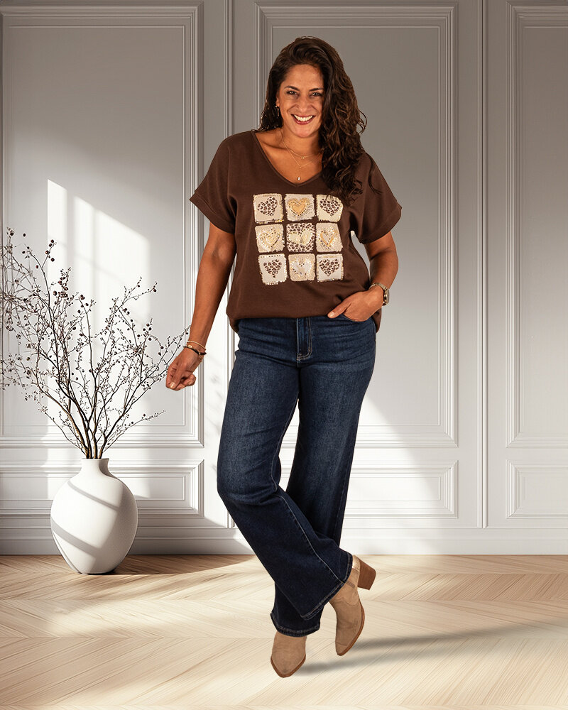 Donkerbruin shirt hartjesprint van Dyvie