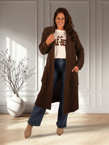 Donkerbruin lang gebreid vest van Dins Tricot