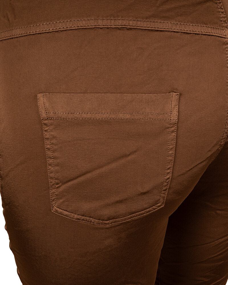 Donkerbruine glans broek van Dyvie