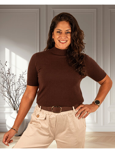 Donkerbruin shirt met opstaand boordje