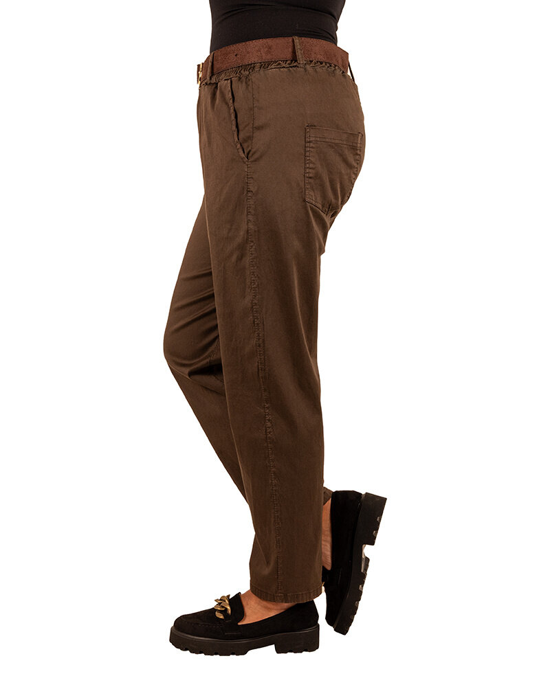 Donkerbruine stretch broek met riem van Héra