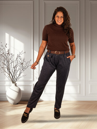 Donkerblauwe stretch broek met riem