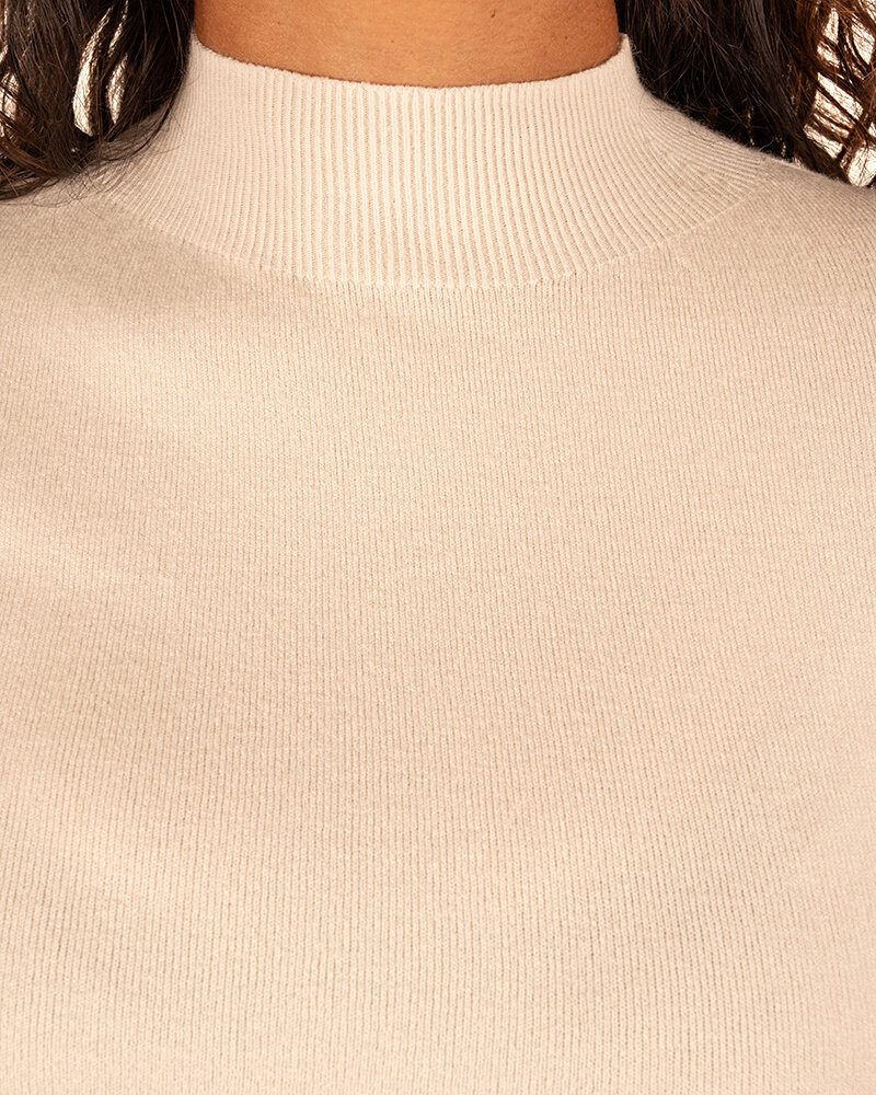 Ecru shirt met opstaand boordje van Aviva