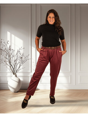 Bordeaux stretch broek met riem