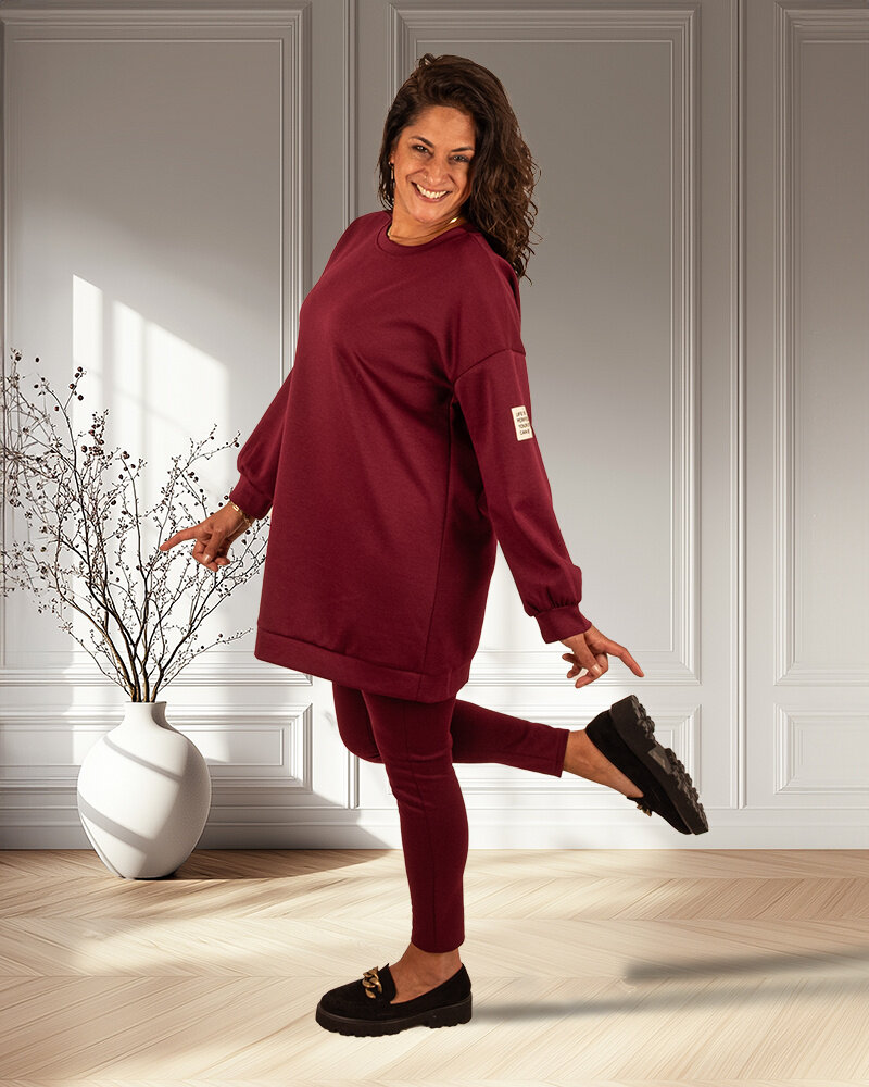Bordeaux joggingpak tuniek met legging van El-Vita