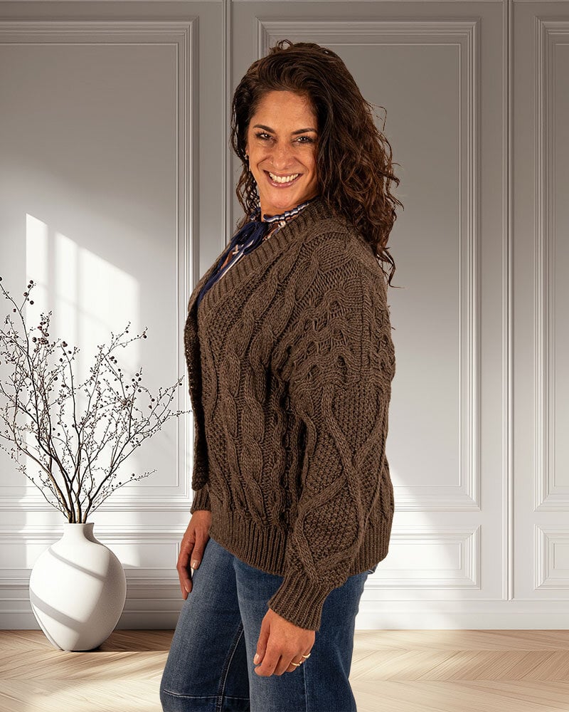 Donkerbruin gebreid vest kabel van Dins Tricot