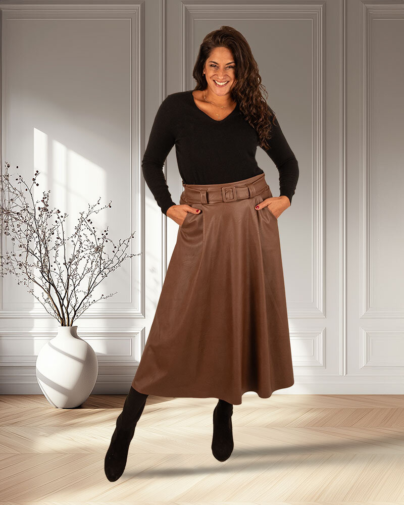 Bruine pu rok met riem van El-Vita