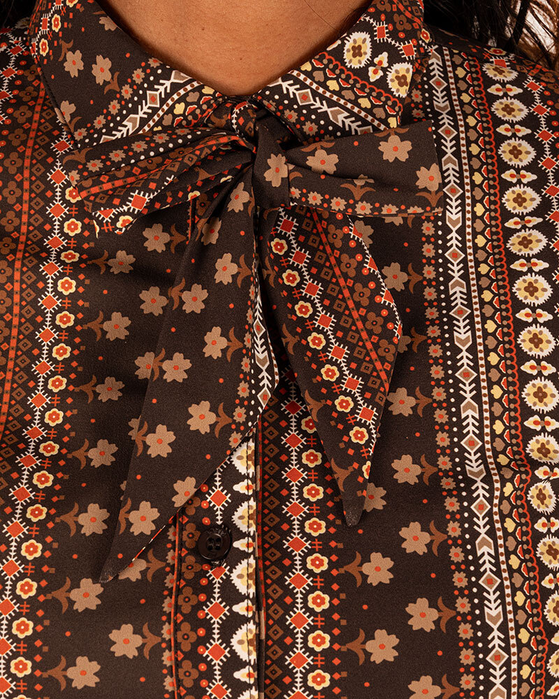Espresso boho print travelstof blouse van Mi Piace
