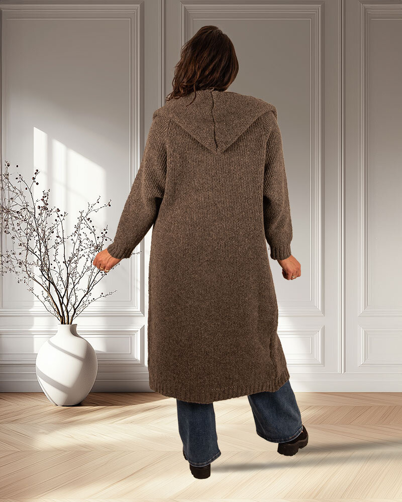 Bruingrijs lang vest met capuchon van Dins Tricot