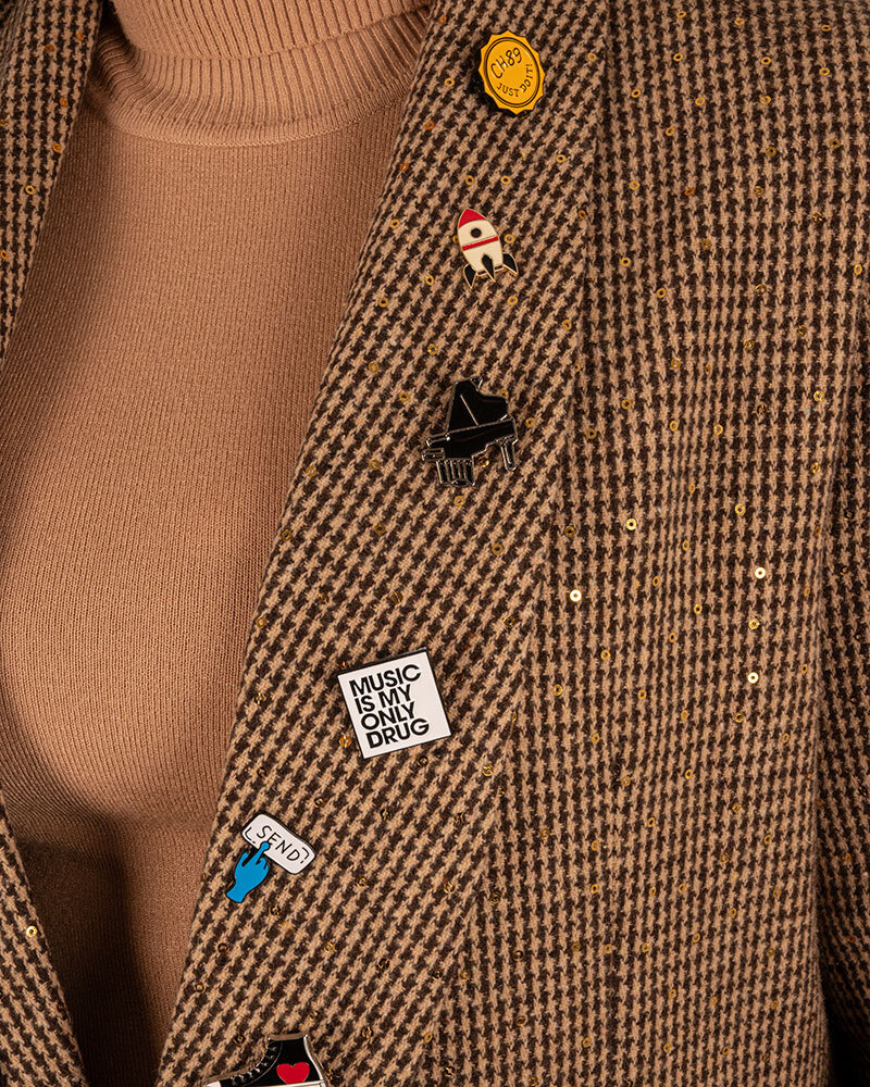 Bruin/beige geruite blazer met pailletten en buttons van Aïkha