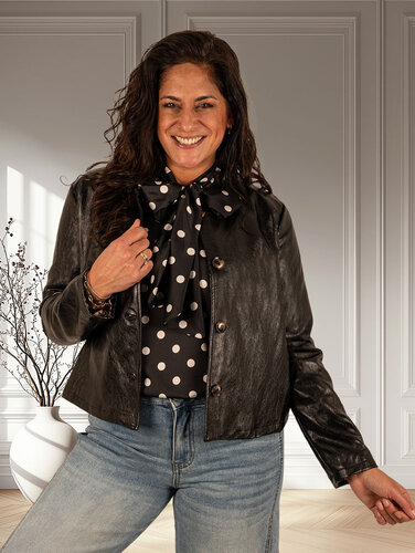 Zwart leatherlook kort jasje van Forza