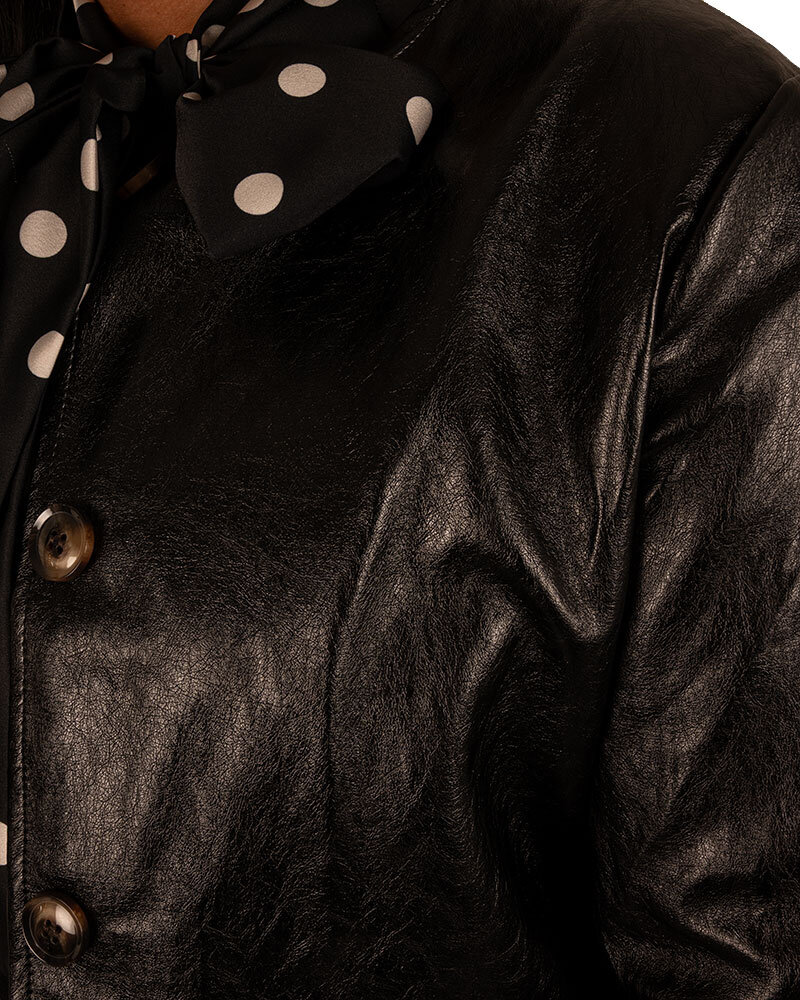 Zwart leatherlook kort jasje van Forza