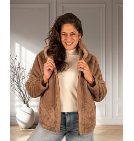 Taupe faux fur jas met capuchon