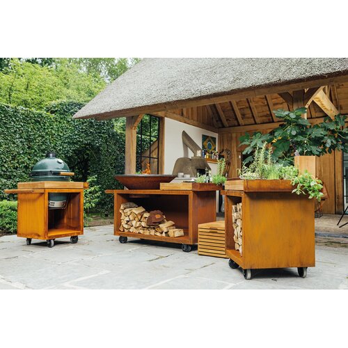 OFYR - mise en place tafels - kamado meubels - bankjes en wood strage