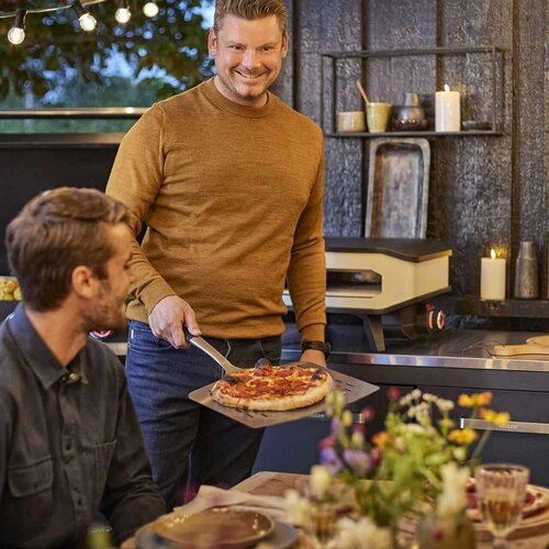 Cozze Cozze – Pizza Schep Met Gaatjes 30 cm Blad & 66 cm Steel