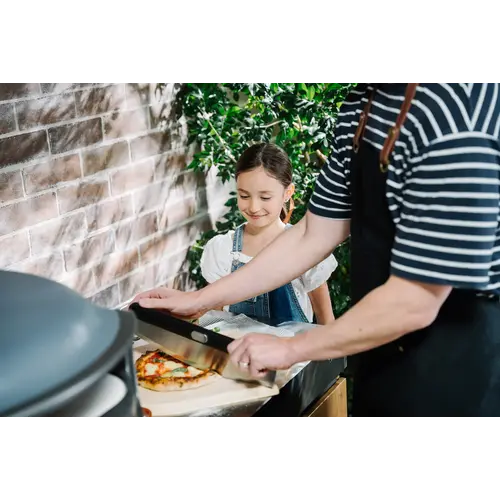 Everdure Everdure – Pizza & BBQ Station Black – RVS werkblad & zwart frame