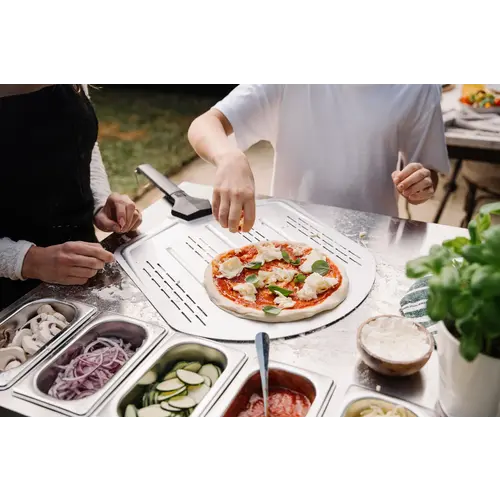 Everdure Everdure – Pizza & BBQ Station Black – RVS werkblad & zwart frame
