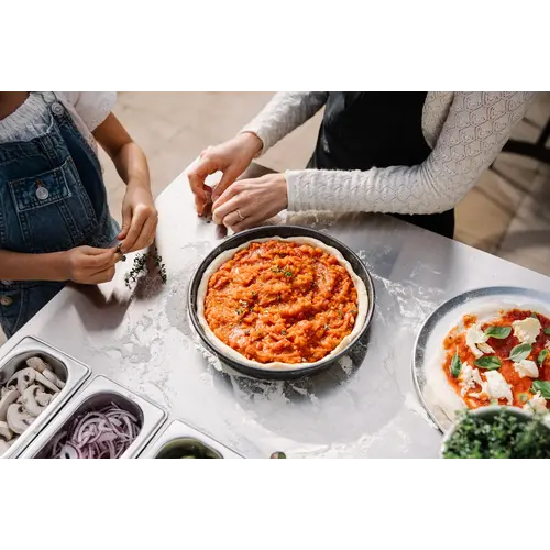 Everdure Everdure – Pizza & BBQ Station Black – RVS werkblad & zwart frame