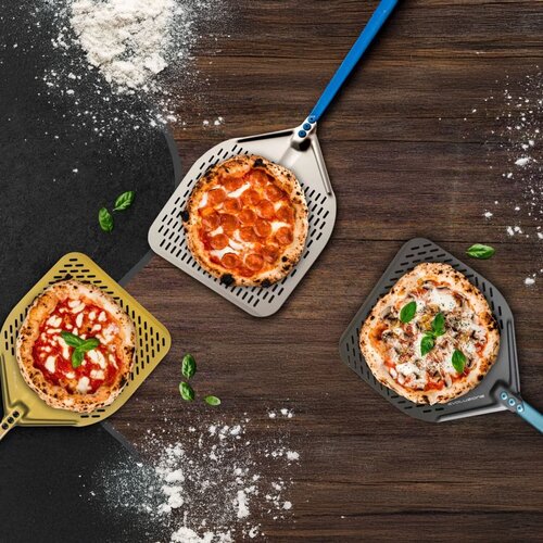 Gi.Metal Gi.Metal – Azzura 30x30 - 30cm Pizzaschep geperforeerd – Azzurra, aluminium kop & handgreep