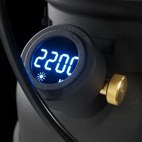 Petromax Petromax – LM500 LED Lantaarn in zwart: robuuste LED-lamp voor buitengebruik