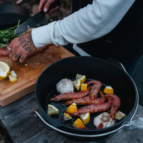 Petromax Petromax – Dutch Oven FT9 Essential Line gietijzeren pan 8,5L voor BBQ en inductie