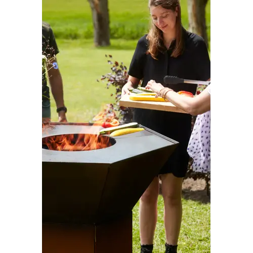 Barbecook Barbecook – Nestor BBQ uit CorTenstaal met plancha en houtopslag