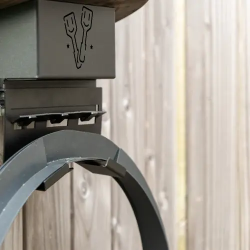 BBQ Buddies BBQ Buddies Rotisseriehouder – Praktische Opberghouder voor je BBQ Rotisserie BBQ Buddies BBQ Buddies Rotisseriehouder – Praktische Opberghouder voor je BBQ Rotisserie