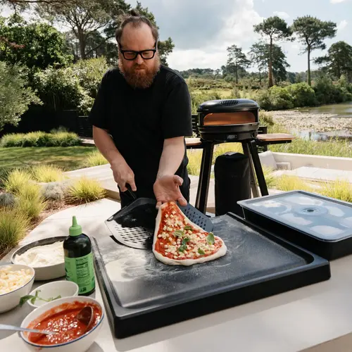 Gozney Gozney Pizza Prep Board – Antikleef Pizzawerkblad met Bloemopvang en Maataanduiding Gozney Gozney Pizza Prep Board – Antikleef Pizzawerkblad met Bloemopvang en Maataanduiding