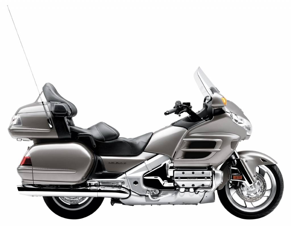 Хонда gl1800 фото