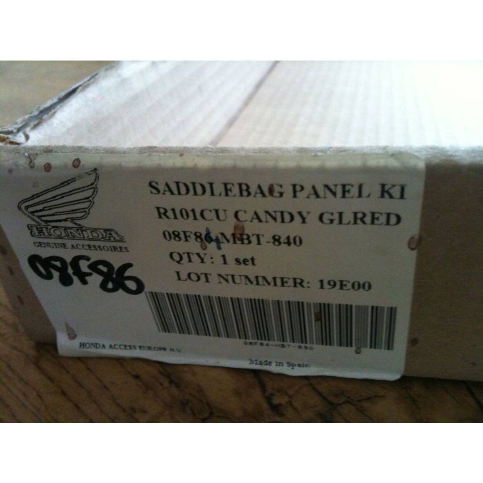 HONDA XL1000V Varadero Top Box Panel Kit New R101C-U Candy Glo