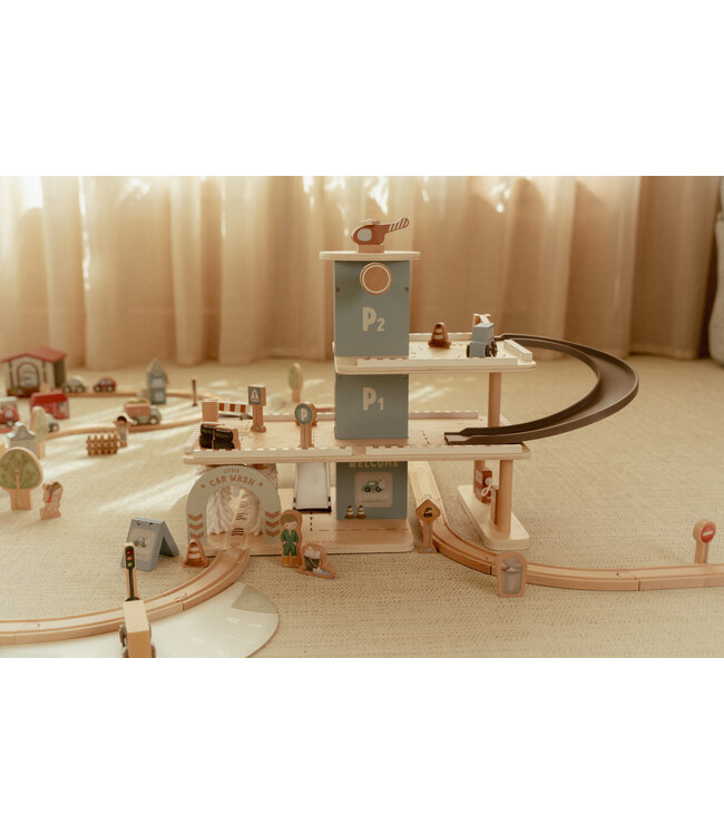 Little Dutch Garage FSC