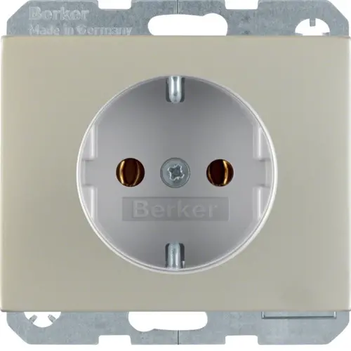 Berker 47357004 wandcontactdoos randaarde kindveilig K5 edelstaal