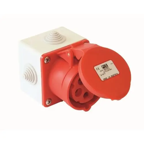 PCE 80015-6V Wcd CEE 16A 5p Rood 6h