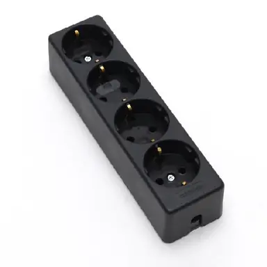 Kaiser 541/SW 4-voudige stekkerdoos met randaarde zonder snoer zwart