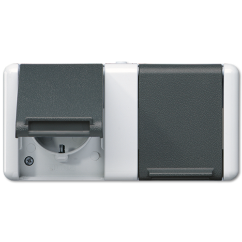JUNG 8220-1 W wandcontactdoos 2-voudig randaarde opbouw met midden afdekking IP44 horizontaal WG800