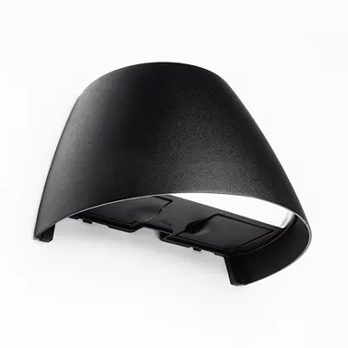 Plejd OUT-02-U-B slimme LED buitenwandlamp 13W met geïntegreerde dimmer Tunable White en 2-voudig stopcontact zwart