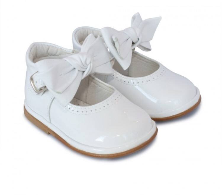 Borboleta Borboleta White Patent Vitoria Bow Shoe