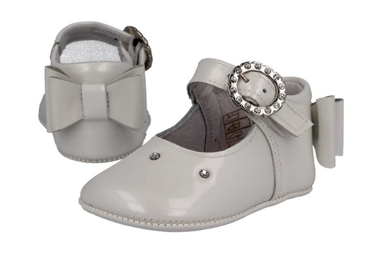 Andanines Andanines 201808 White Bow back Pram Shoe - SIZE 16