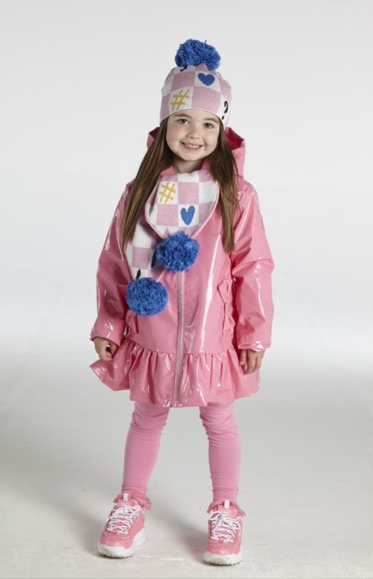 ADee Shirley Symbol Knitted Hat and Scarf Set