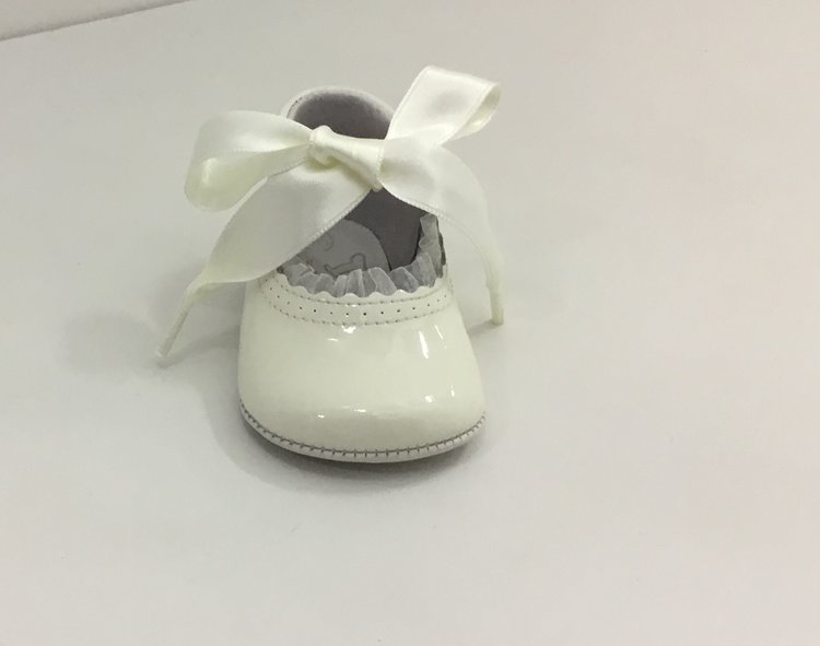 TNY Girls Pram Shoes With Ribbon Laceup