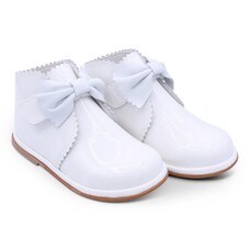 Borboleta Borboleta Sharon Boots - White Patent