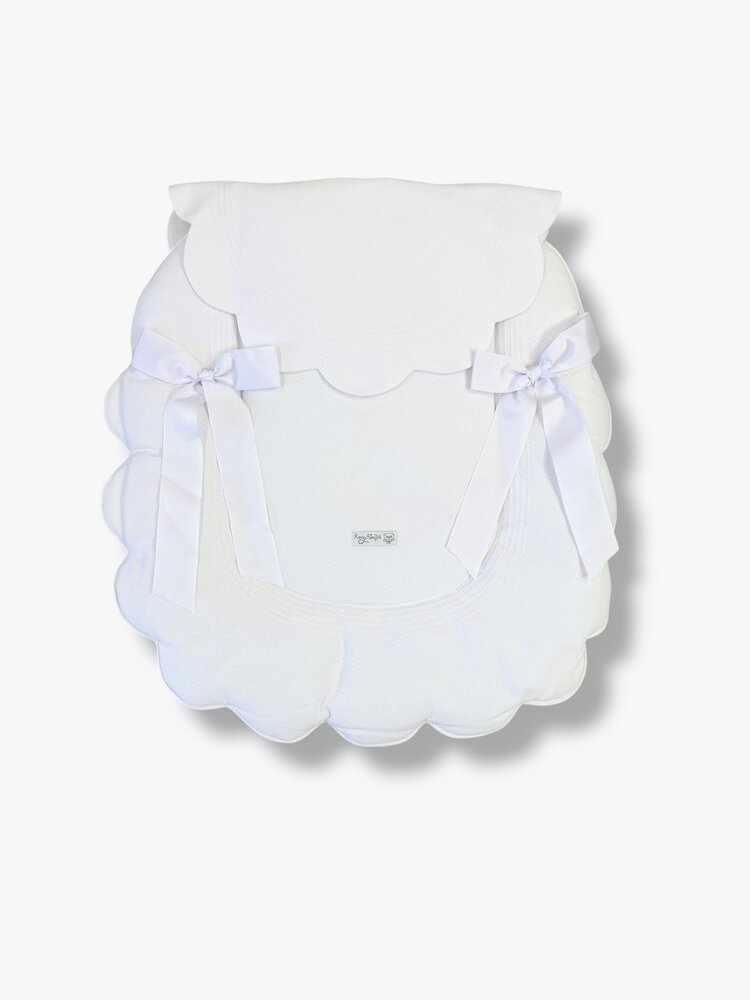 Rosy Fuentes Rosy Fuentes Scalloped Edge Pram Cover