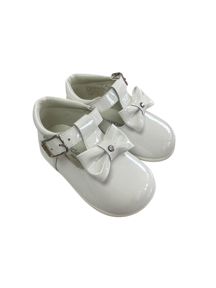 Andanines Girls White Sole Shoe- 252187