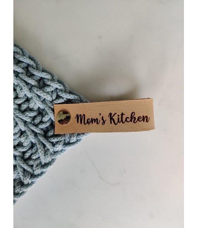 Bobbiny - leren pannenlap lus - Mom’s kitchen