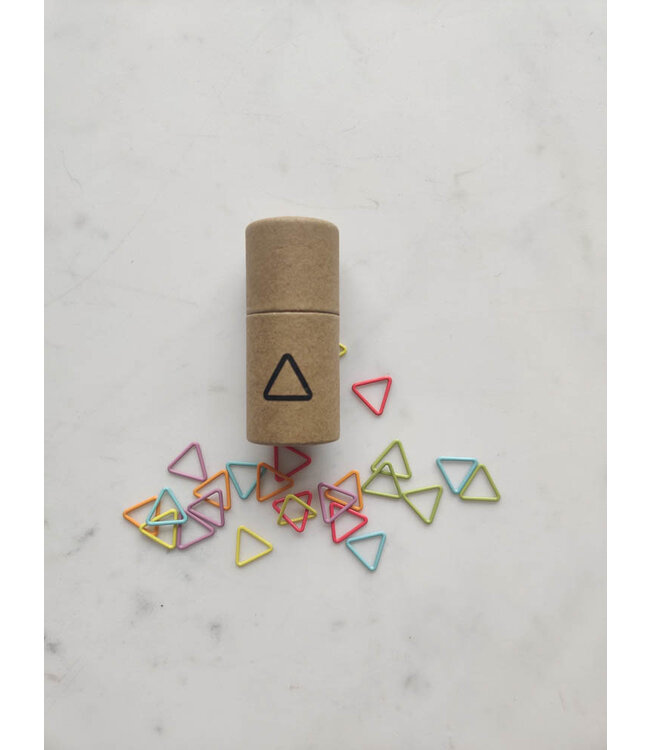 CocoKnits - Stitch Markers Medium Triangle