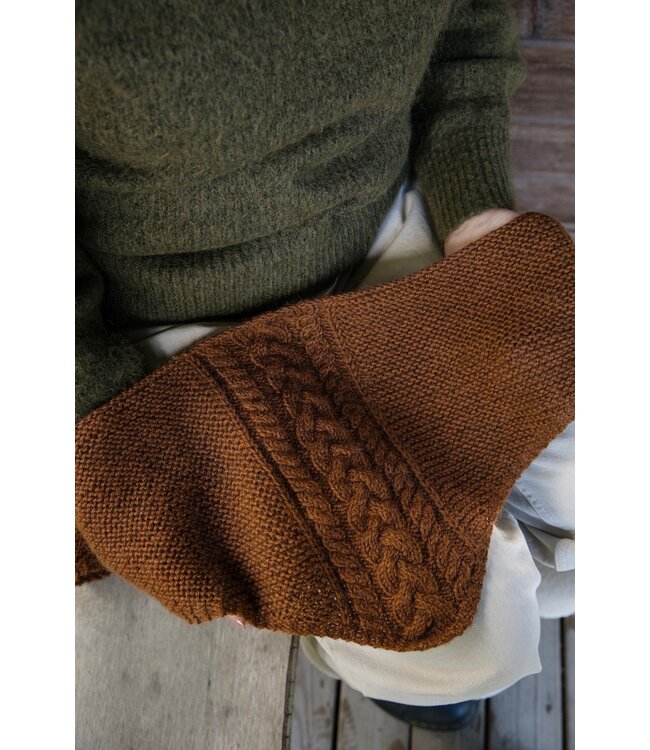 52 weeks of One-Skein Knits - Laine Publishing