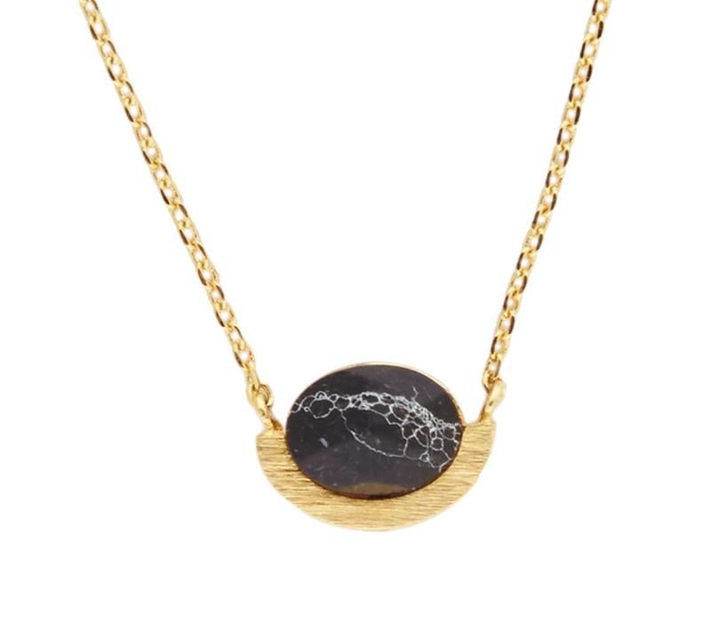 Galaxy Goldplated Ketting Moon A Black Howlite